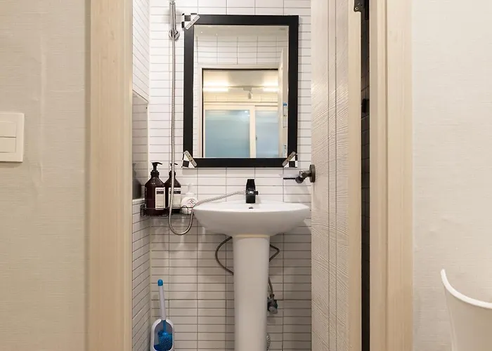 Woody Two Bedroom In Hongdae Gasthuis Seoel