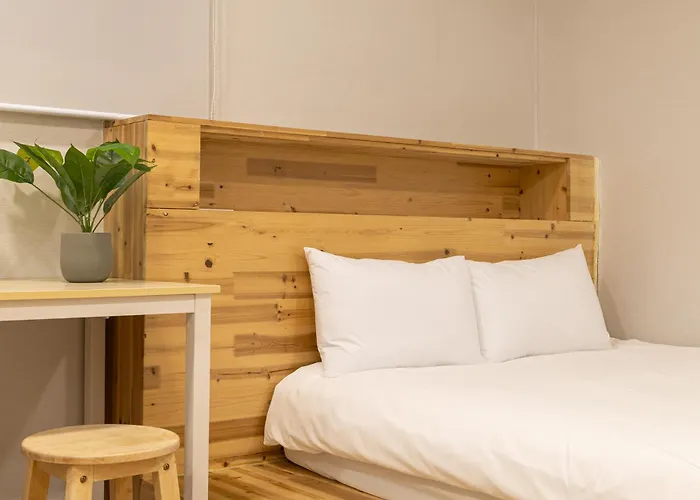 Woody Two Bedroom In Hongdae Seoel